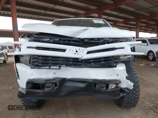 2019 Chevrolet Silverado 1500 RST with VIN 3GCUYEED9KG163375, listed as a IAAI auction lot 41681766 with 14,515 mi miles and . Bid and sale history available at DreamBid. Image 6.