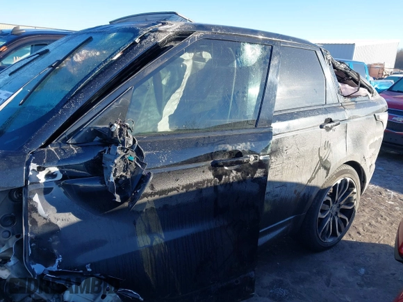 2018 Land Rover Range Rover Sport z VIN SALWR2RE2JA813743, wystawiony jako IAAI lot #41452592 z przebiegiem 103 272 mil mil oraz . Historia ofert i sprzedaży dostępna na DreamBid. Obrazek 14.