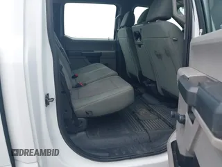2022 Ford F-250 XL z VIN 1FT7W2BT3NEC98831, wystawiony jako IAAI lot #41851281 z przebiegiem 24 876 mil mil oraz . Historia ofert i sprzedaży dostępna na DreamBid. Obrazek 8.