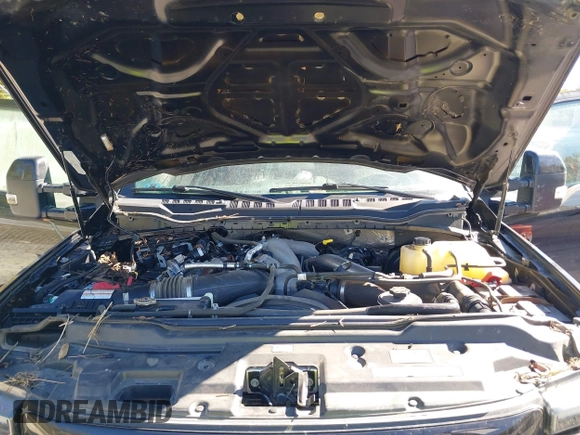 2021 Ford F-250 XL with VIN 1FT7W2BT1MED69541, listed as a IAAI auction lot 40546067 with Not provided miles and . Bid and sale history available at DreamBid. Image 10.