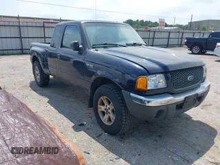 2002 Ford Ranger XL Fleet with VIN 1FTZR45E32PA88741, listed as a IAAI auction lot 42196048 with 105,309 mi miles. Bid and sale history available at carsss.com. Image 1.