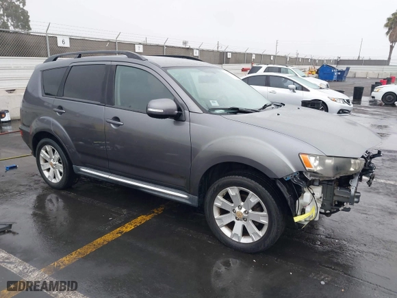 2011 Mitsubishi Outlander SE with VIN JA4AS3AW9BU031367, listed as a IAAI auction lot 41205148 with 160,252 mi miles. Bid and sale history available at carsss.com. Image 1.