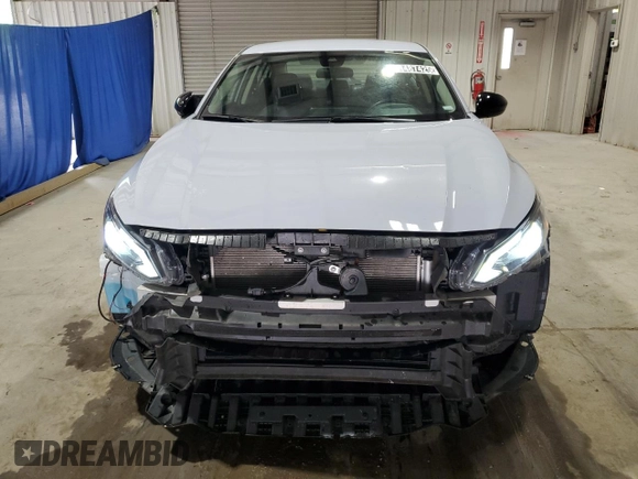 2024 Nissan Altima SR with VIN 1N4BL4CV2RN332610, listed as a Copart auction lot 61487425 with 29,005 mi miles and Clean title. Bid and sale history available at DreamBid. Image 5.