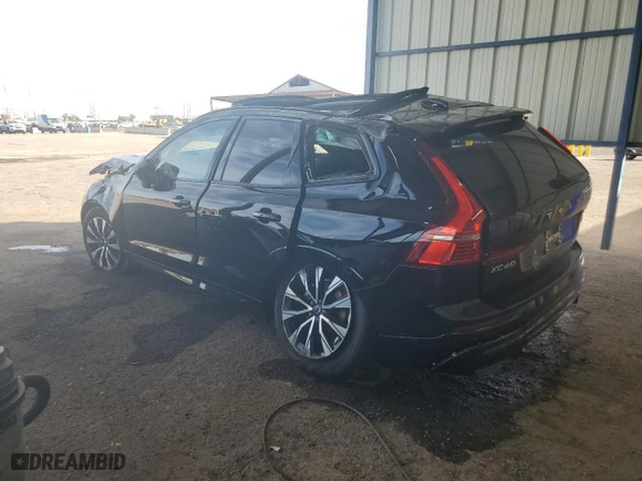 2025 Volvo XC60 Plus with VIN YV4M12RC3S1088799, listed as a Copart auction lot 46418695 with 4,813 mi miles and Salvage Title. Bid and sale history available at carsss.com. Image 2.