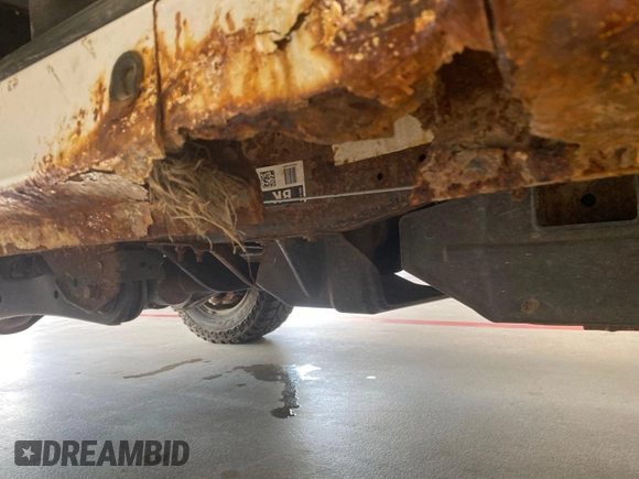 2012 Ford F-250 XL with VIN 1FDBF2B65CEC50857, listed as a IAAI auction lot 42788921 with 131,437 mi miles and . Bid and sale history available at DreamBid. Image 5.