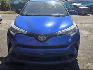 2018 Toyota C-HR XLE z VIN NMTKHMBX7JR014509, wystawiony jako IAAI lot #42375870 z przebiegiem 171 695 mil mil oraz . Historia ofert i sprzedaży dostępna na DreamBid. Obrazek 6.