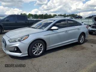 2019 Hyundai Sonata SE z VIN 5NPE24AF3KH779667, wystawiony jako Copart lot #55953985 z przebiegiem 180 559 mil mil oraz Szkoda całkowita • Salvage title. Historia ofert i sprzedaży dostępna na DreamBid. Obrazek 1.