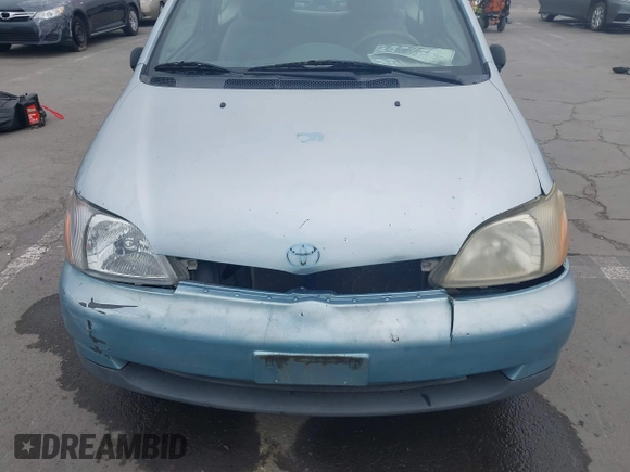 2000 Toyota ECHO z VIN JTDAT1237Y0048597, wystawiony jako IAAI lot #42120794 z przebiegiem 182 312 mil mil oraz . Historia ofert i sprzedaży dostępna na DreamBid. Obrazek 6.