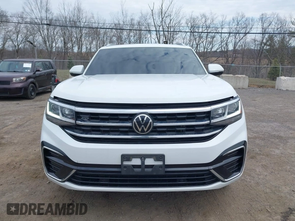 2021 Volkswagen Atlas SE z VIN 1V2RE2CA2MC205086, wystawiony jako IAAI lot #41902654 z przebiegiem 111 024 mil mil oraz . Historia ofert i sprzedaży dostępna na DreamBid. Obrazek 12.