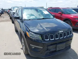 2017 Jeep Compass Latitude with VIN 3C4NJCBB7HT690833, listed as a IAAI auction lot 42104792 with 64,272 mi miles and . Bid and sale history available at DreamBid. Image 1.