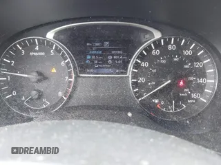 2016 Nissan Pathfinder Platinum with VIN 5N1AR2MM1GC601280, listed as a IAAI auction lot 42169483 with 179,332 mi miles. Bid and sale history available at carsss.com. Image 7.