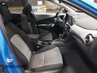 2020 Hyundai Kona SEL Plus with VIN KM8K6CAA4LU538936, listed as a IAAI auction lot 41777142 with 70,102 mi miles and . Bid and sale history available at DreamBid. Image 5.