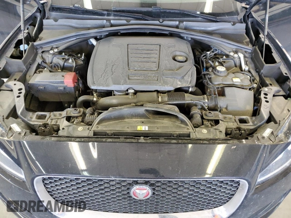 2019 Jaguar F-Pace 25t with VIN SADCS2FX3KA390570, listed as a Copart auction lot 51058754 with 68,323 mi miles and Salvage title. Bid and sale history available at DreamBid. Image 12.