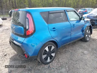 2016 Kia Soul + with VIN KNDJP3A55G7330696, listed as a IAAI auction lot 41936996 with 135,546 mi miles. Bid and sale history available at carsss.com. Image 4.