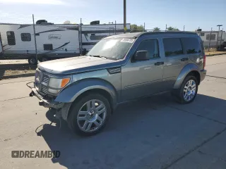 2011 Dodge Nitro Heat z VIN 1D4PT4GK8BW605665, wystawiony jako Copart lot #56986705 z przebiegiem 216 699 mil mil oraz Szkody całkowita. Historia ofert i sprzedaży dostępna na DreamBid. Obrazek 1.