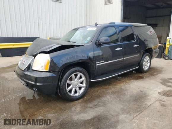 2012 GMC Yukon XL Denali with VIN 1GKS1MEF9CR323090, listed as a Copart auction lot 71675214 with 143,408 mi miles and Salvage Title. Bid and sale history available at carsss.com. Image 1.