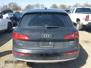 2018 Audi Q5 Premium Plus with VIN WA1BNAFY2J2080270, listed as a IAAI auction lot 41718523 with 115,643 mi miles. Bid and sale history available at carsss.com. Image 16.