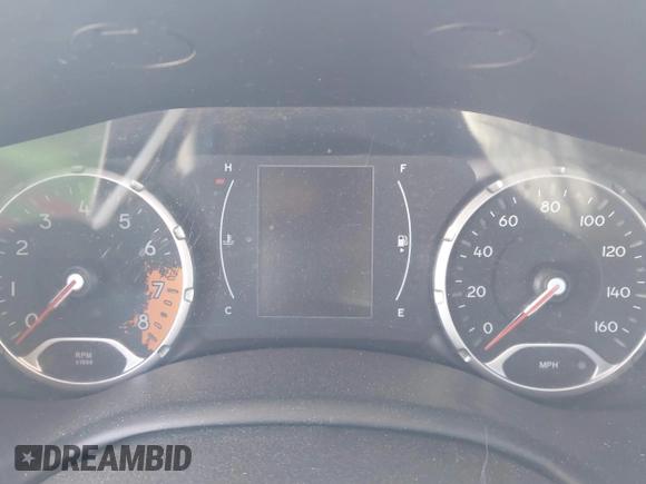 2018 Jeep Renegade Latitude with VIN ZACCJABB1JPH59251, listed as a IAAI auction lot 41851930 with Not provided miles and . Bid and sale history available at DreamBid. Image 15.