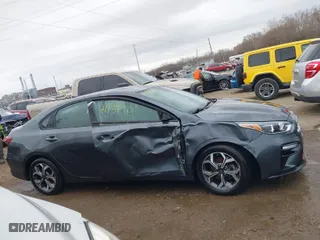 2020 Kia Forte LXS with VIN 3KPF24AD9LE204708, listed as a IAAI auction lot 41137915 with NaN miles. Bid and sale history available at carsss.com. Image 13.
