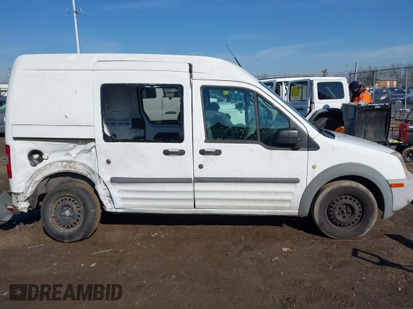 2012 Ford Transit Connect XL z VIN NM0LS6AN1CT086567, wystawiony jako IAAI lot #41531416 z przebiegiem 103 061 mil mil oraz . Historia ofert i sprzedaży dostępna na DreamBid. Obrazek 13.
