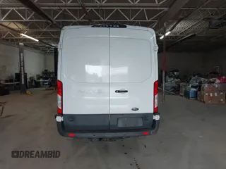 2018 Ford Transit with VIN 1FTBW2CM4JKA88252, listed as a IAAI auction lot 42058971 with 63,456 mi miles and . Bid and sale history available at DreamBid. Image 17.