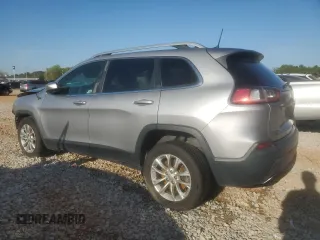 2019 Jeep Cherokee Latitude with VIN 1C4PJLCX4KD110812, listed as a Copart auction lot 52508065 with 126,861 mi miles and Salvage title. Bid and sale history available at DreamBid. Image 2.