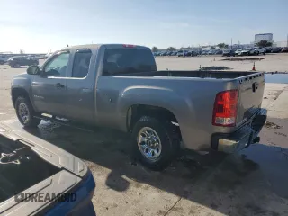 2008 GMC Sierra 1500 Work Truck z VIN 1GTEC19C88Z178603, wystawiony jako Copart lot #87082794 z przebiegiem 248 983 mil mil oraz Szkoda całkowita • Salvage title. Historia ofert i sprzedaży dostępna na DreamBid. Obrazek 2.