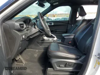 2022 Ford Explorer ST-Line with VIN 1FMSK7KH5NGB08459, listed as a Copart auction lot 44823395 with 48,305 mi miles and Salvage Title. Bid and sale history available at carsss.com. Image 7.