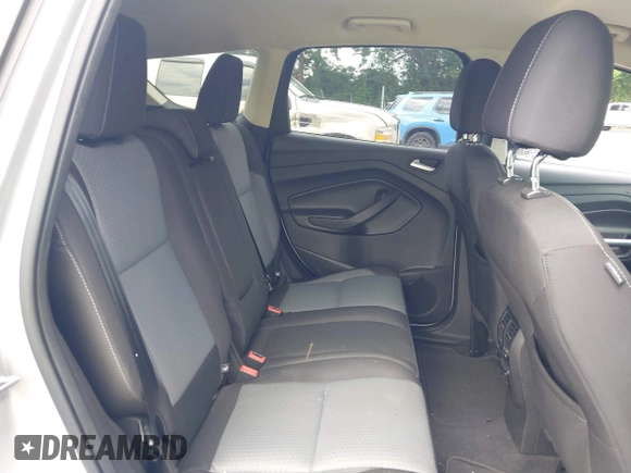 2017 Ford Escape SE z VIN 1FMCU9GD3HUA74463, wystawiony jako IAAI lot #42496171 z przebiegiem 160 534 mil mil oraz . Historia ofert i sprzedaży dostępna na DreamBid. Obrazek 8.