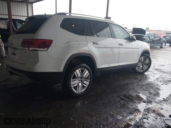 2019 Volkswagen Atlas SE with VIN 1V2WR2CA8KC526036, listed as a IAAI auction lot 42200589 with 118,590 mi miles and . Bid and sale history available at DreamBid. Image 4.