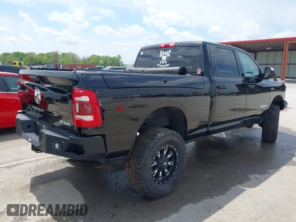2020 Ram 2500 Tradesman with VIN 3C6UR5CJXLG267291, listed as a IAAI auction lot 42002310 with 89,706 mi miles and . Bid and sale history available at DreamBid. Image 4.