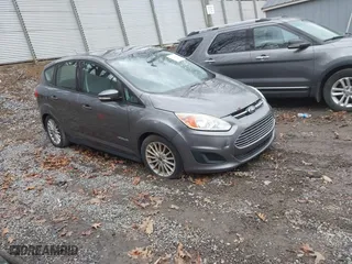 2013 Ford C-Max Hybrid SE with VIN 1FADP5AU2DL531724, listed as a IAAI auction lot 41227836 with 146,944 mi miles. Bid and sale history available at carsss.com. Image 1.