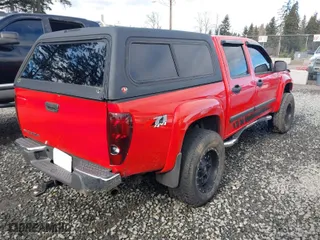2006 Chevrolet Colorado LT w/2LT with VIN 1GCDT136868247338, listed as a IAAI auction lot 41521401 with 149,506 mi miles. Bid and sale history available at carsss.com. Image 4.