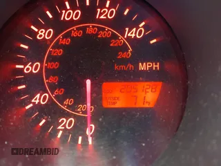 2003 Toyota Matrix XRS with VIN 2T1KY38E53C009712, listed as a IAAI auction lot 41967204 with 205,128 mi miles and . Bid and sale history available at DreamBid. Image 7.