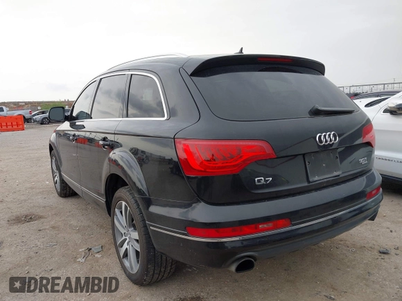 2015 Audi Q7 Premium Plus with VIN WA1LGAFE6FD015762, listed as a IAAI auction lot 42260301 with 125,748 mi miles and . Bid and sale history available at DreamBid. Image 3.