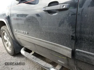 2010 Chevrolet Silverado 1500 LS with VIN 1GCSCREA0AZ132873, listed as a Copart auction lot 76270604 with 103,513 mi miles and Non Repairable. Bid and sale history available at DreamBid. Image 12.