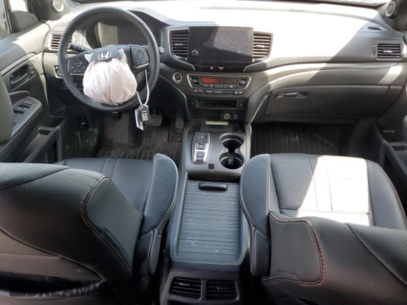 2023 Honda Passport TrailSport with VIN 5FNYF8H65PB040191, listed as a Copart auction lot 54735295 with Not provided miles and Salvage title. Bid and sale history available at DreamBid. Image 8.