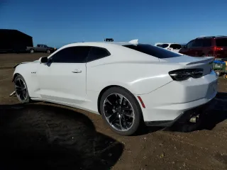 2023 Chevrolet Camaro LT1 with VIN 1G1FF1R71P0154430, listed as a Copart auction lot 44086135 with 13,368 mi miles and Salvage Title. Bid and sale history available at DreamBid. Image 2.