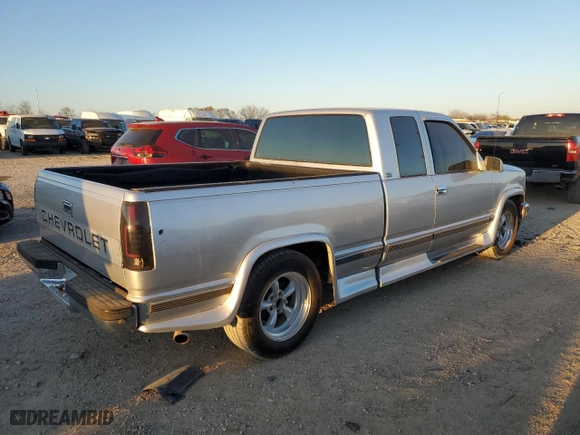 1991 Chevrolet 1500 Pickups with VIN 2GCEC19K6M1215514, listed as a Copart auction lot 46912215 with NaN miles and Clean Title. Bid and sale history available at carsss.com. Image 3.