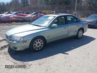 2004 Volvo S80 z VIN YV1TH59HX41360415, wystawiony jako IAAI lot #42133565 z przebiegiem 82 460 mil mil oraz . Historia ofert i sprzedaży dostępna na DreamBid. Obrazek 2.
