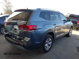 2018 Volkswagen Atlas S z VIN 1V2AP2CA2JC599675, wystawiony jako IAAI lot #42527327 z przebiegiem 84 445 mil mil oraz . Historia ofert i sprzedaży dostępna na DreamBid. Obrazek 4.