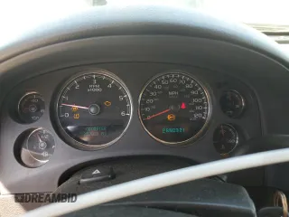 2007 Chevrolet Tahoe LS with VIN 1GNFC13J87R284146, listed as a Copart auction lot 49843285 with 252,038 mi miles and Salvage title. Bid and sale history available at DreamBid. Image 9.