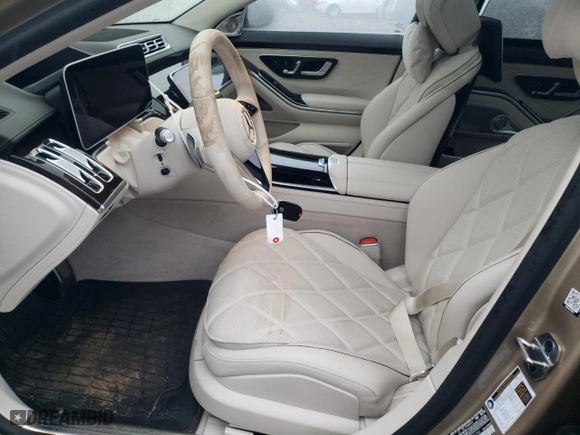2022 Mercedes-Benz S-Class Maybach S 580 with VIN W1K6X7GB4NA156250, listed as a Copart auction lot 82125733 with 1,929 mi miles and Salvage Title. Bid and sale history available at carsss.com. Image 7.