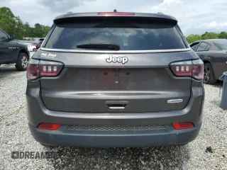 2021 Jeep Compass Latitude z VIN 3C4NJCBB4MT604629, wystawiony jako Copart lot #54324715 z przebiegiem 83 740 mil mil oraz Szkoda całkowita • Salvage title. Historia ofert i sprzedaży dostępna na DreamBid. Obrazek 6.