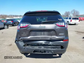 2019 Jeep Cherokee Latitude Plus with VIN 1C4PJMLB9KD177741, listed as a IAAI auction lot 41904835 with 110,792 mi miles. Bid and sale history available at carsss.com. Image 15.
