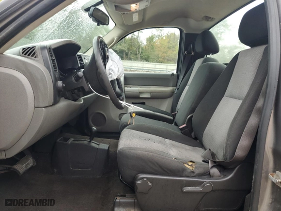 2008 Chevrolet Silverado 1500 Work Truck with VIN 1GCEK14X78Z287082, listed as a Copart auction lot 73227224 with 133,923 mi miles and Salvage Title. Bid and sale history available at carsss.com. Image 7.