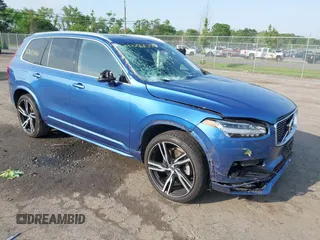 2019 Volvo XC90 R-Design z VIN YV4A22PM5K1429793, wystawiony jako IAAI lot #42284500 z przebiegiem 62 028 mil mil oraz . Historia ofert i sprzedaży dostępna na DreamBid. Obrazek 1.