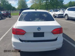 2012 Volkswagen Jetta SE z VIN 3VWDX7AJ7CM362001, wystawiony jako IAAI lot #42209146 z przebiegiem 200 566 mil mil oraz . Historia ofert i sprzedaży dostępna na DreamBid. Obrazek 17.