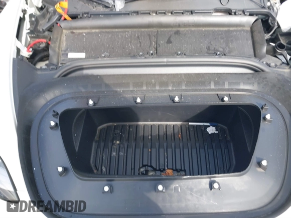 2022 Tesla Model Y Long Range with VIN 7SAYGDEE1NA013066, listed as a IAAI auction lot 41646912 with Not Provided miles and . Bid and sale history available at DreamBid. Image 10.