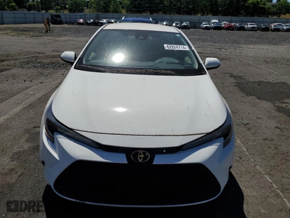 2022 Toyota Corolla LE with VIN JTDEPMAE7N3024062, listed as a Copart auction lot 62824714 with 20,027 mi miles and Salvage Title. Bid and sale history available at carsss.com. Image 5.